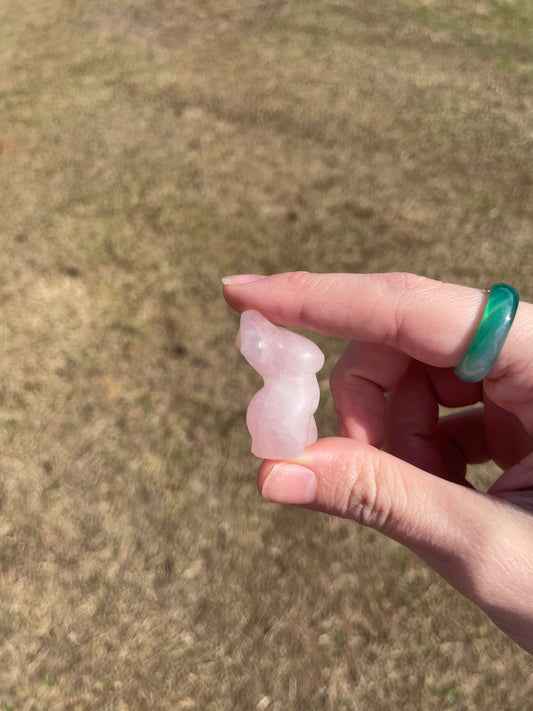Mini Rose Quartz Goddess (lady body)