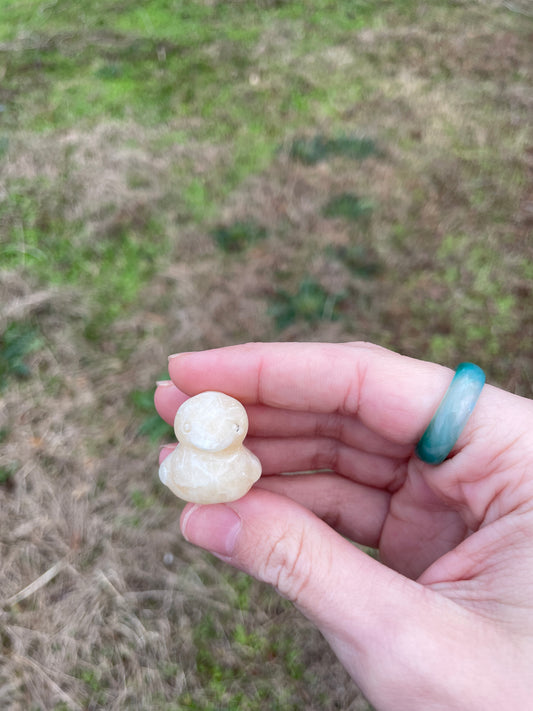 Mini Duck yellow calcite carving