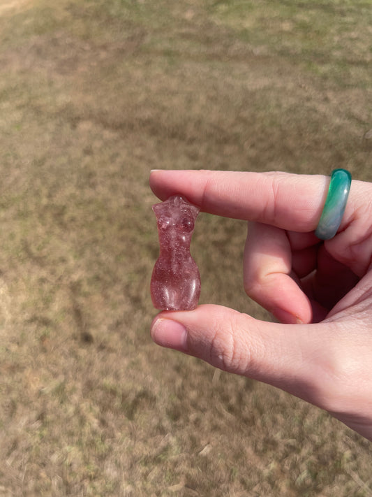 Mini Strawberry Quartz Goddess carving (lady body)