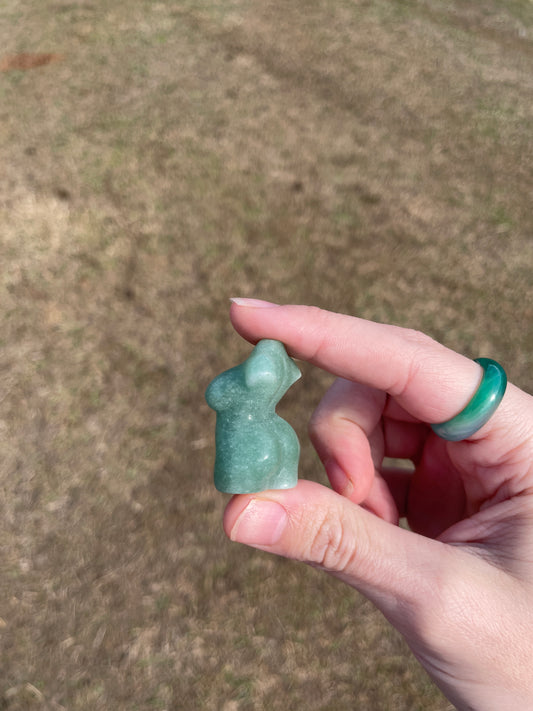 Mini Green Aventurine Goddess carving (lady body)