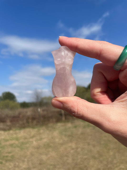 Mini Rose Quartz Goddess carving (lady body)