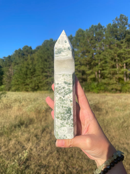 Large druzy moss agate tall tower