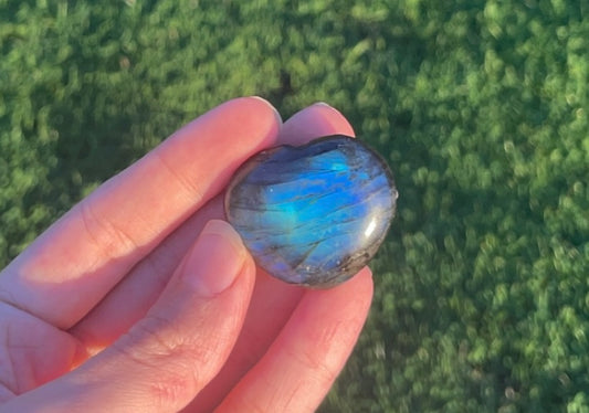 Imperfect MINI Labradorite Heart Carving(F)