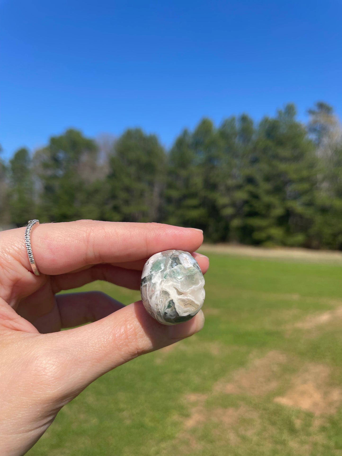 MINI Druzy Moss Agate Skull (imperfect)