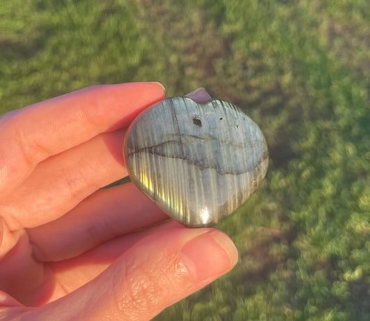 Labradorite Heart Carving(A)