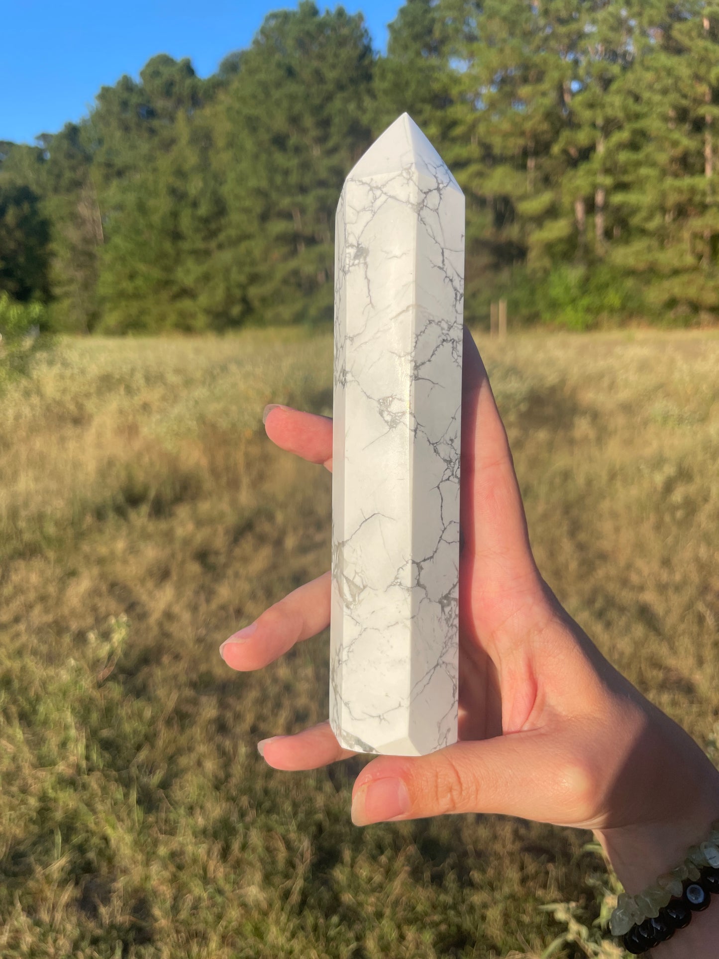 Imperfect Large 1lb Howlite tower #2