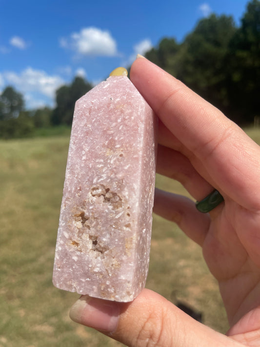 Druzy Pink Amethyst tower 3