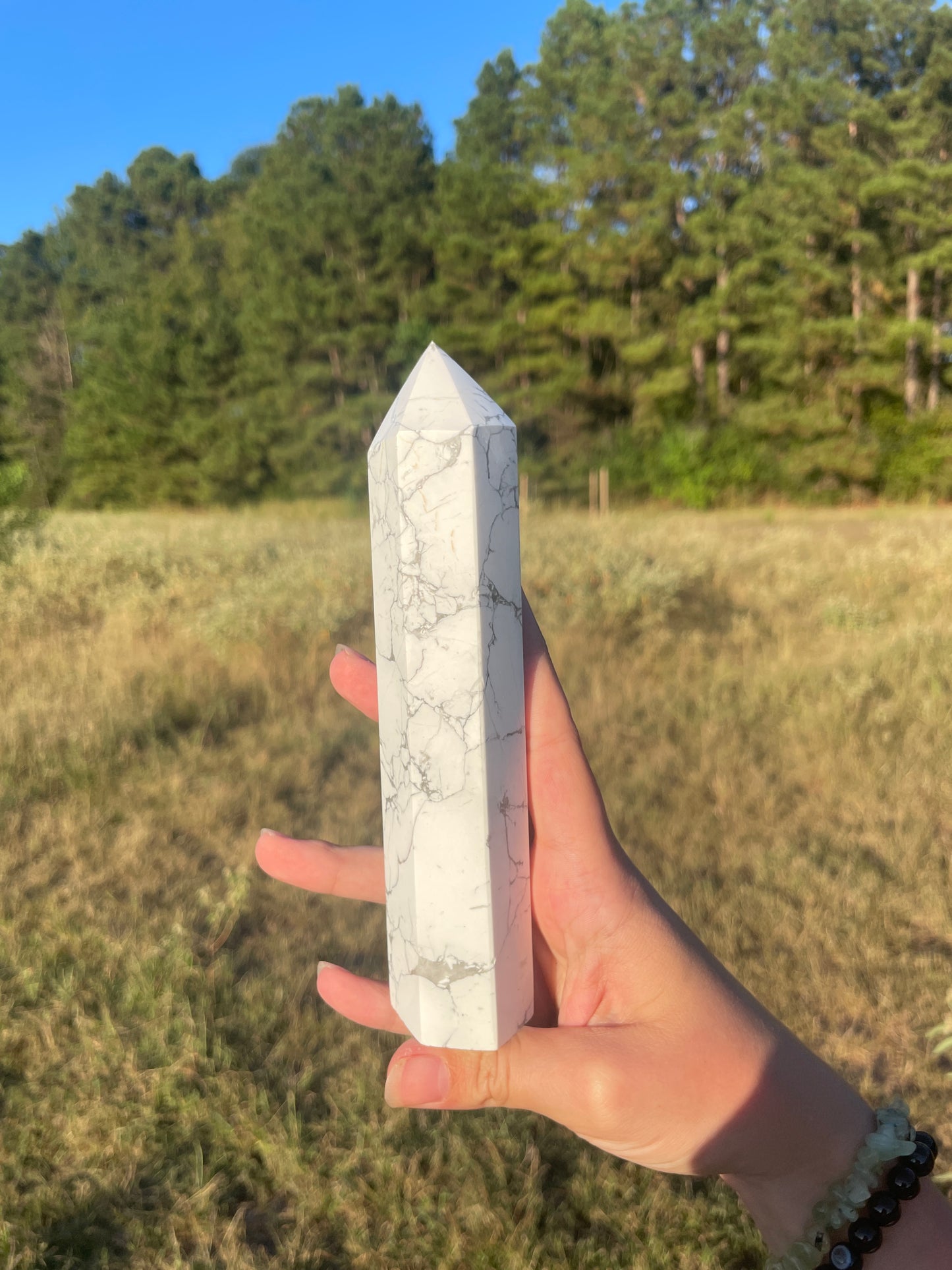Large 1lb Howlite Tower #1