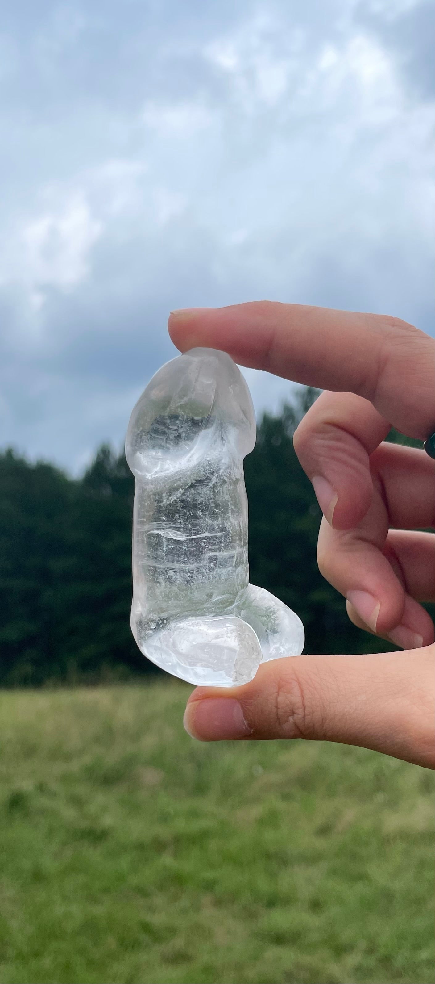 Clear Quartz Mini Penis Carving